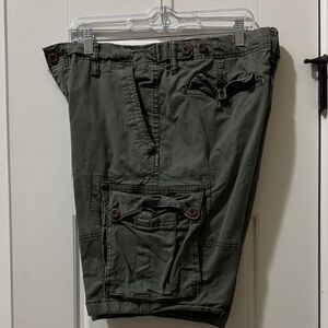 American Eagle Outfitters Olive Cargo Shorts